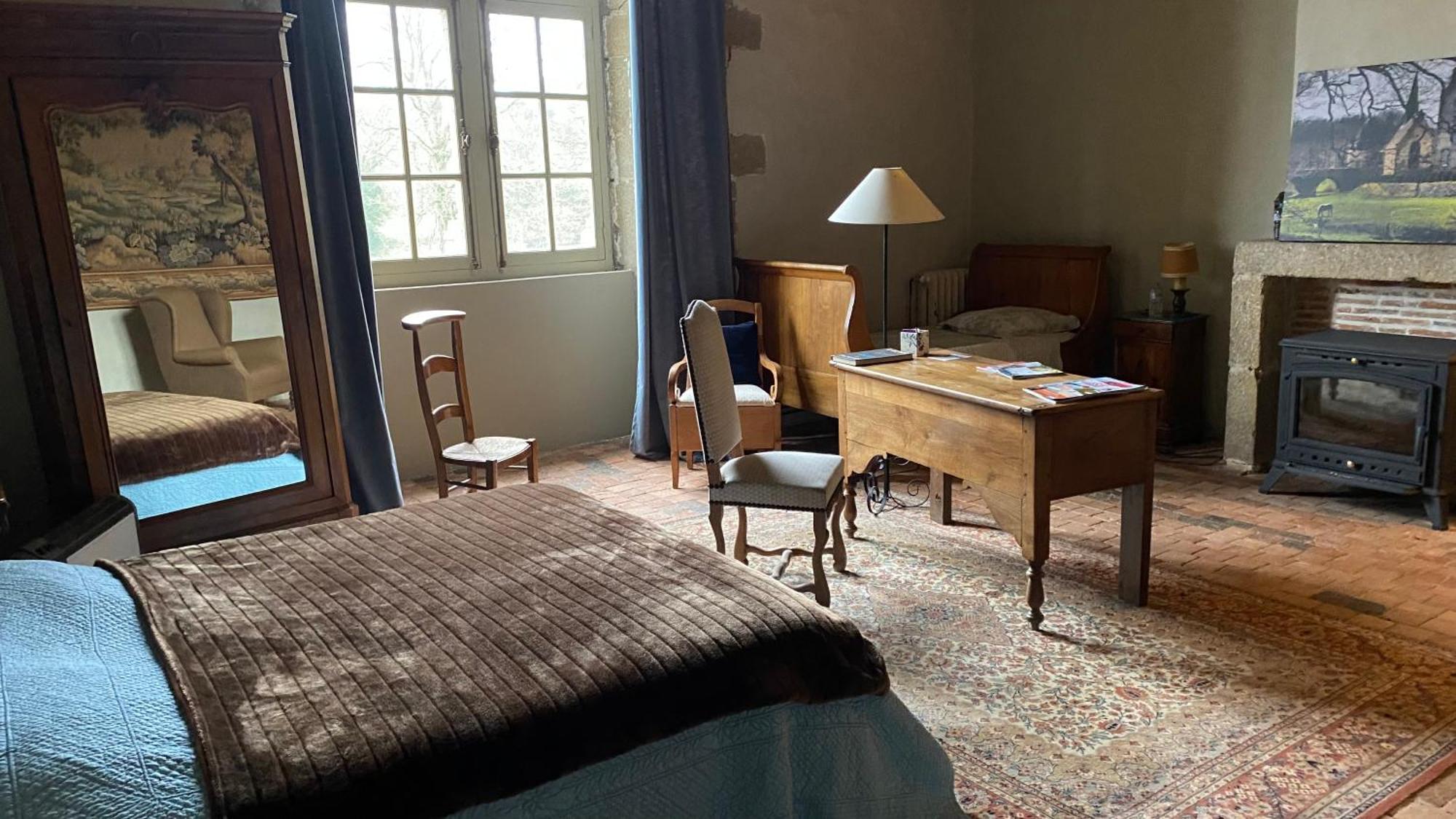 Chateau De Bourgon Montourtier Zewnętrze zdjęcie